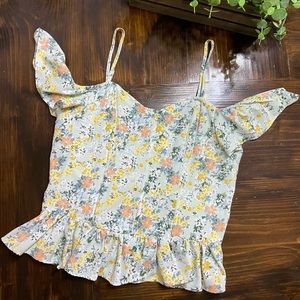 Beautiful floral top with corset, perfect for spring!